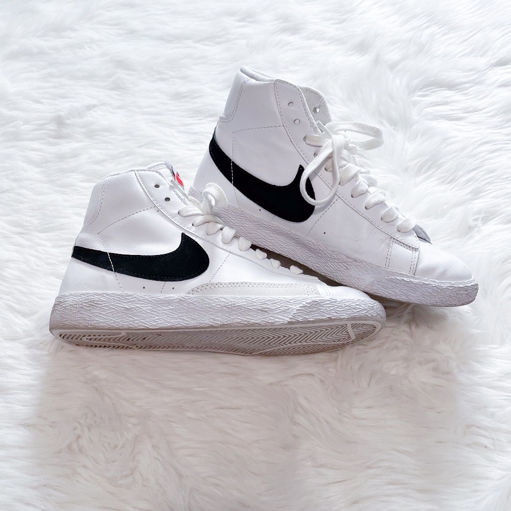 Authentic Nike Blazers - Women's 6.5 / Youth 5